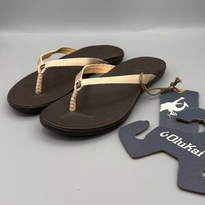 NWT OluKai HO'OPIO Sandals, Size 7